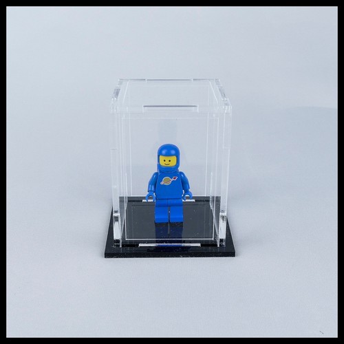 Minifigure acrylic display - minifigure,
